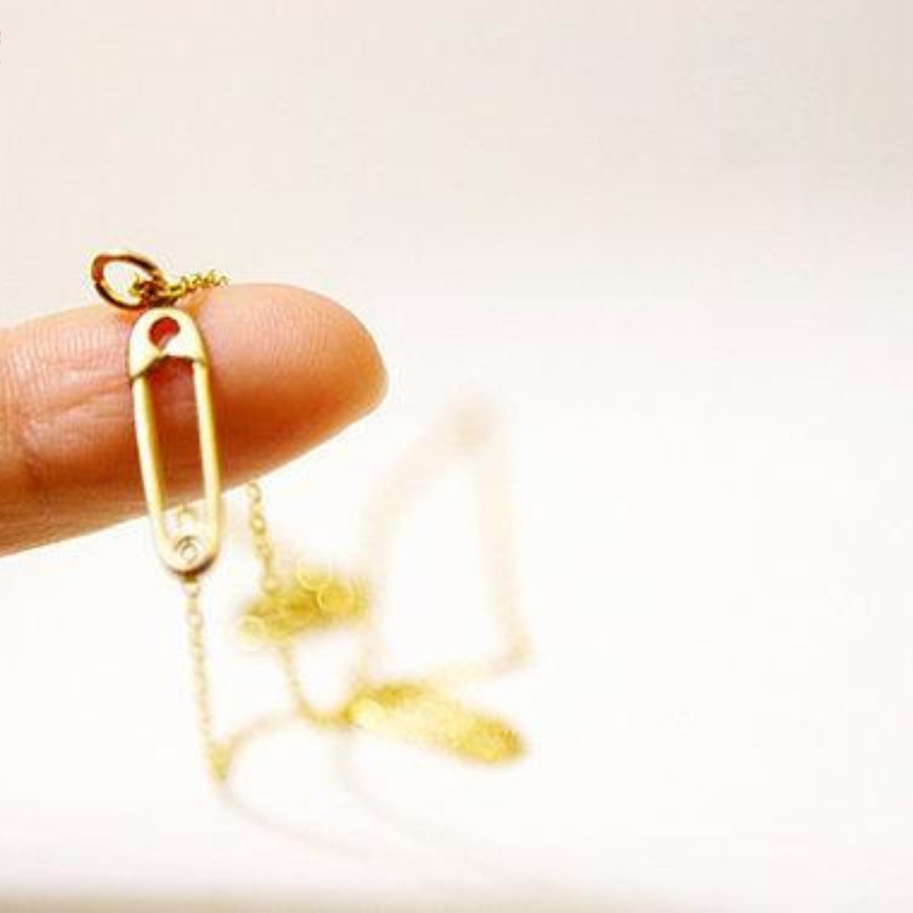 Safety Pin Necklace/bracelet/anklet, Handmade OOAK - Picture 2 of 5